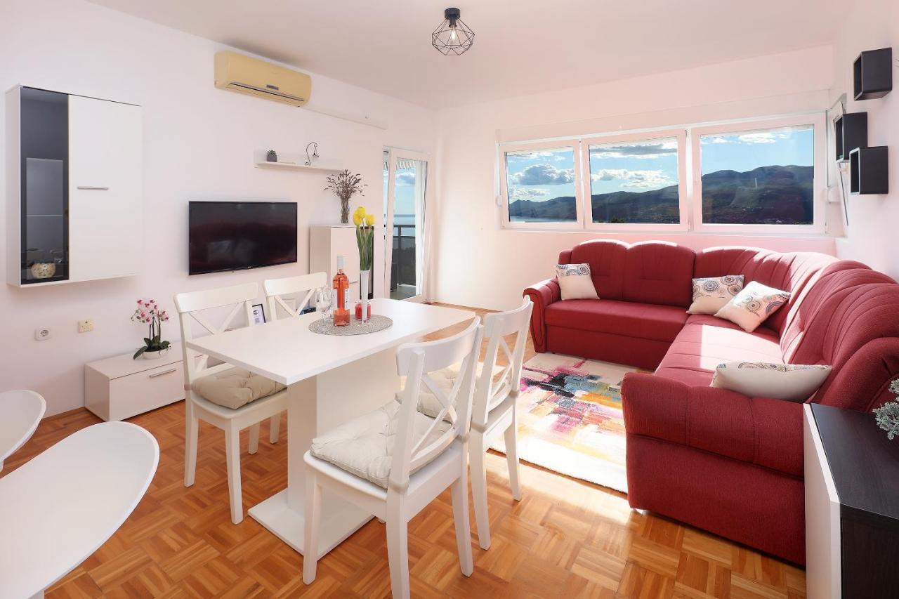 Apartment Leon - Sea View Риека Экстерьер фото