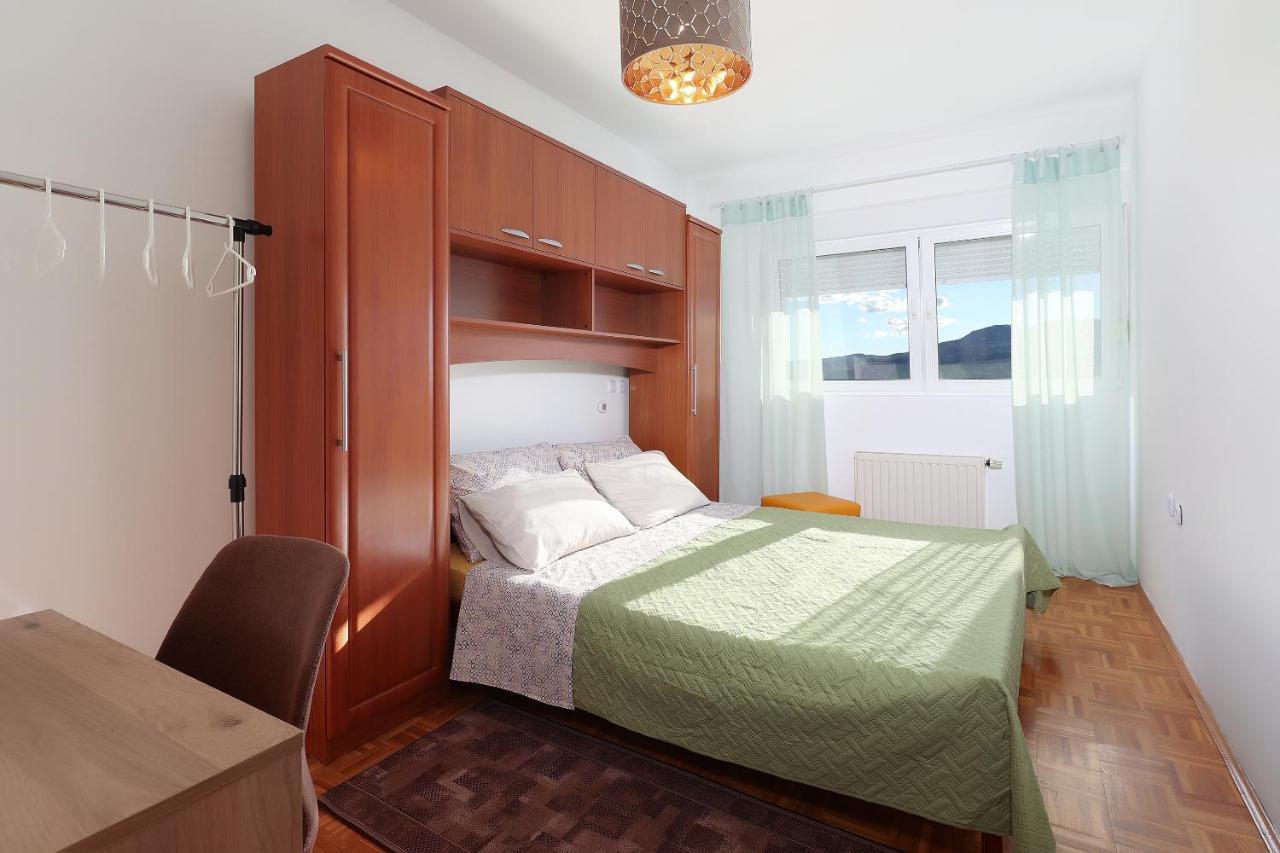 Apartment Leon - Sea View Риека Экстерьер фото